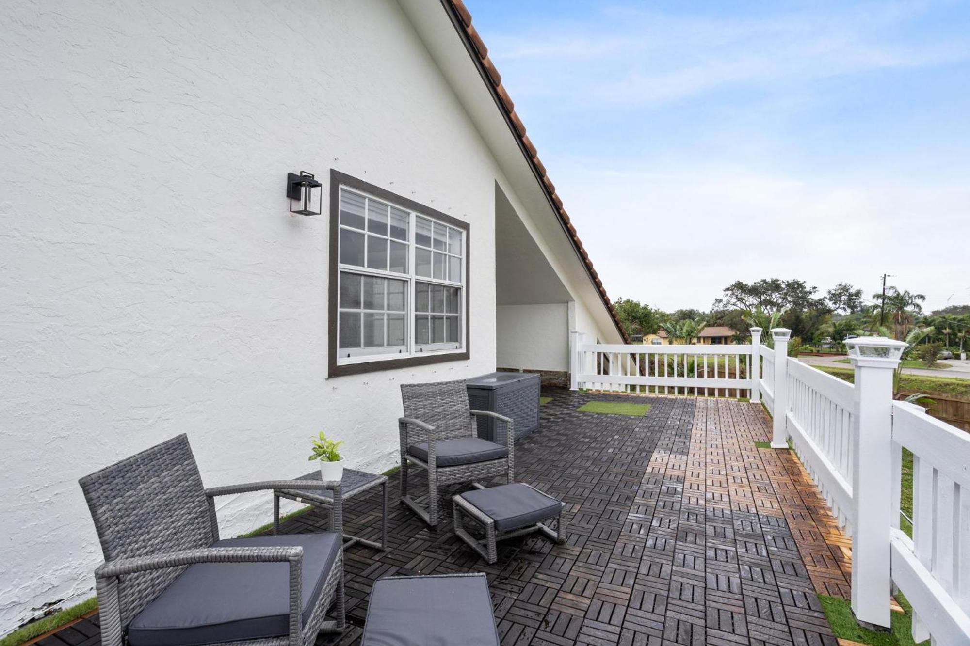 Escondida Drive - Minimum 3 Night Stay West Palm Beach Exterior photo