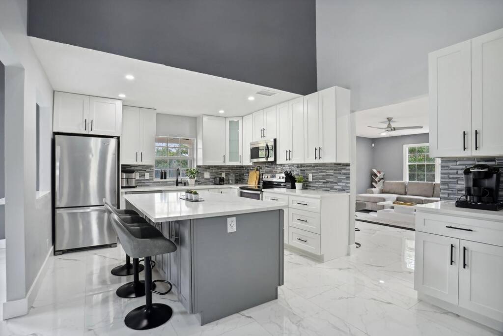 Escondida Drive - Minimum 3 Night Stay West Palm Beach Exterior photo